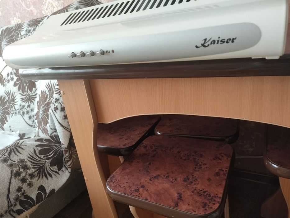 Кухонная вытяжка Kaiser б/у