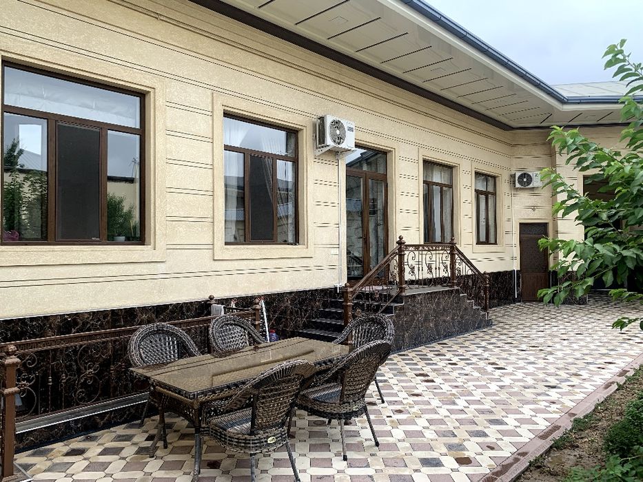 СОТИЛАДИ! КЕЛЕС МАРКАЗИДА, Хокимият ёнида, 6 сотих, евро ремонт 2022.