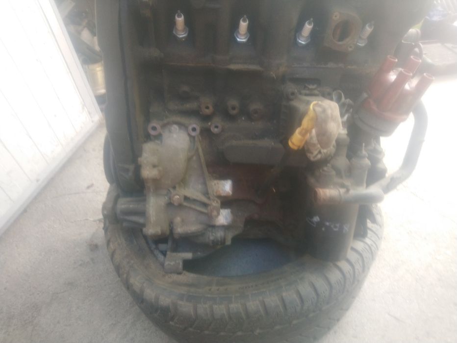 Двигател VW 1,8 моно