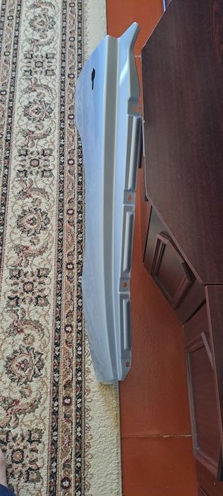 Крыло правый кращенный