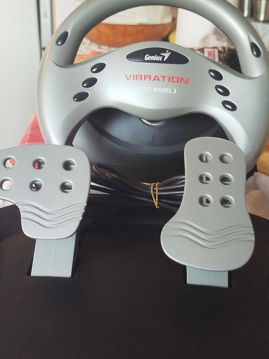 Sistem gaming Genius Speed Wheel 3, volan și pedale