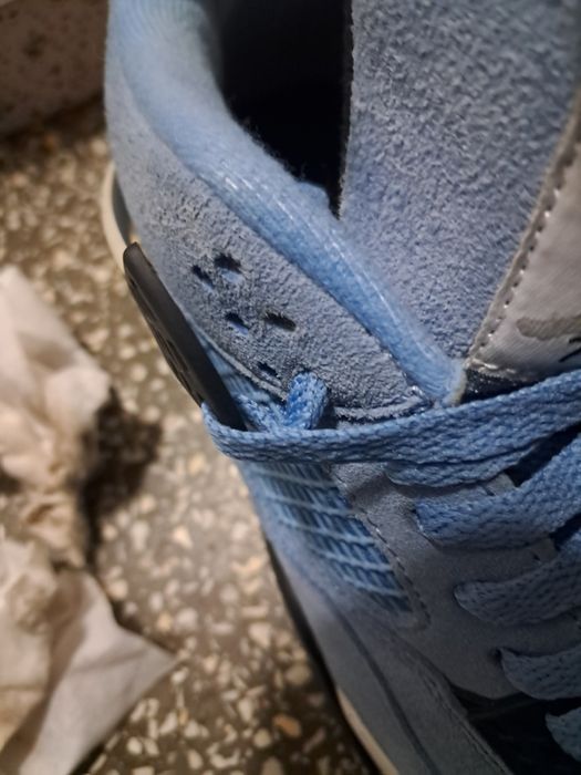 Jordan 4 university blue unc