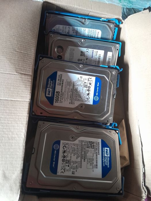 Vând placa video  calculatoare.