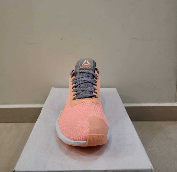 Маратонки Reebok Interrupted Sole
Новер 37.5