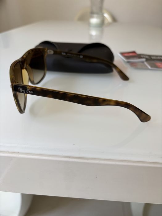 Ray-Ban оригинален