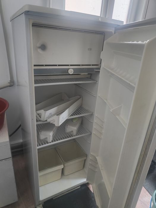 Продам холодильник 30 тысяч