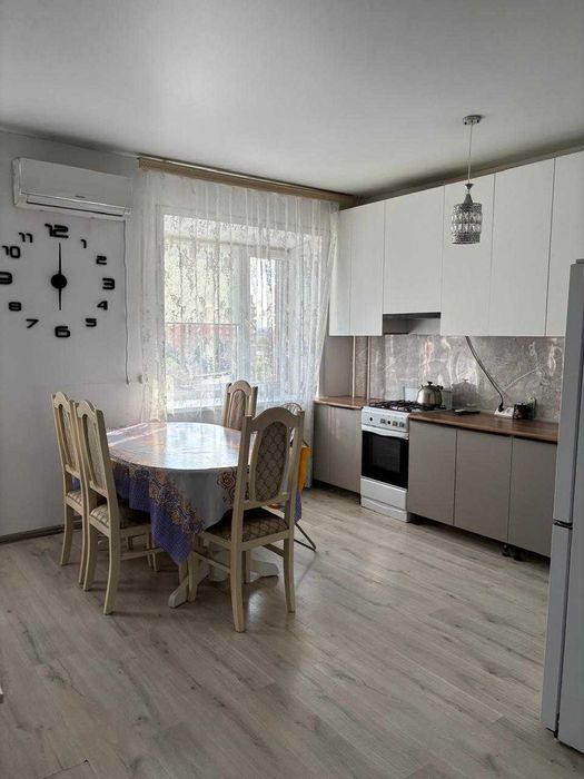 Продам двухкомнатную квартиру