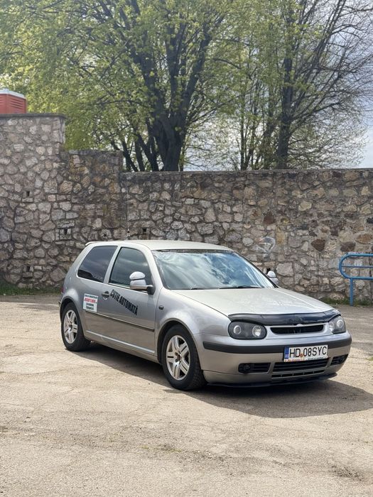 Golf 4 scoala de soferi