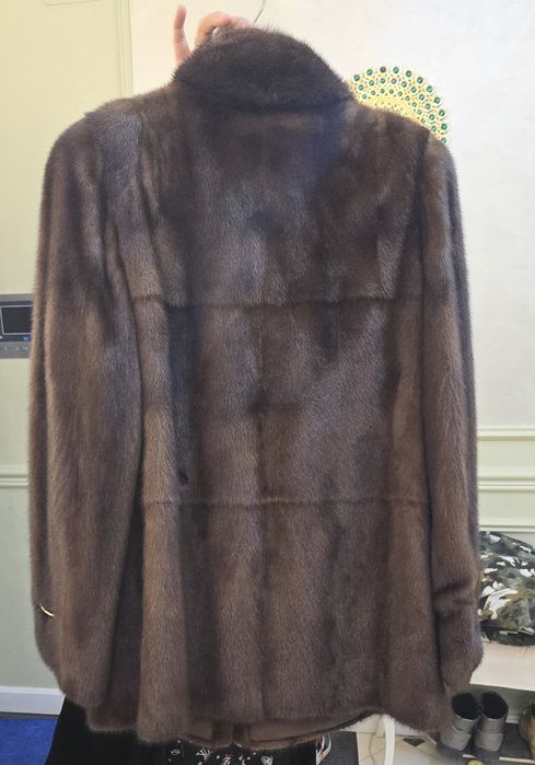 Срочно Продам 2 шубы