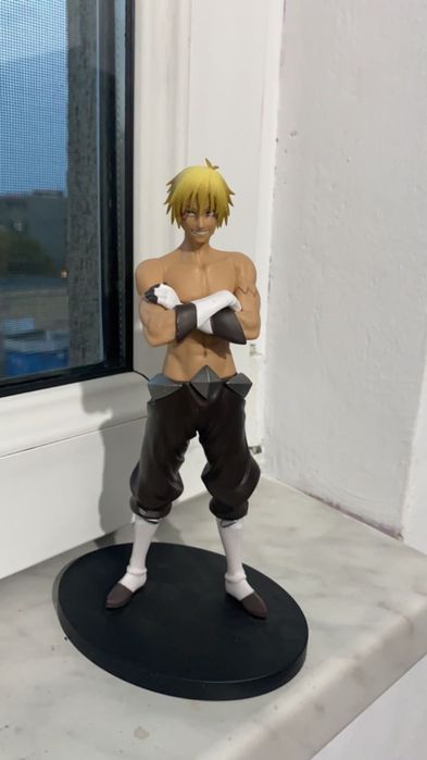 vand figurina anime