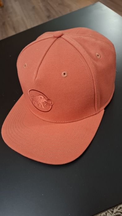 Mammut шапка оригинал