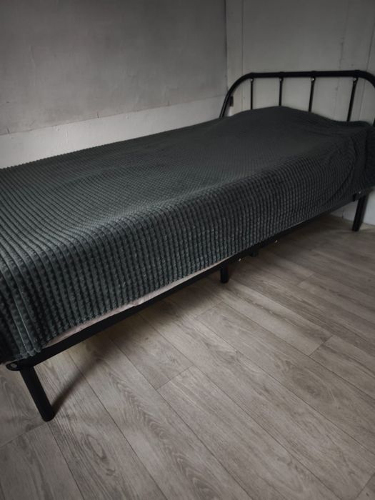 Продам кровать 1.5