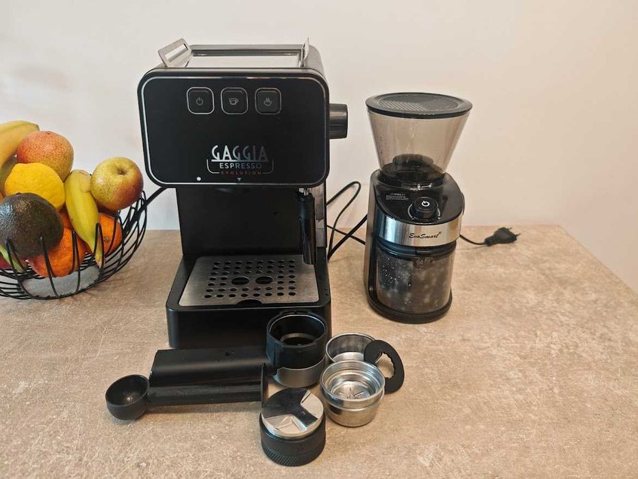 Espressor "Gaggia Espresso Evolution" + Rasnita "EvoSmart"