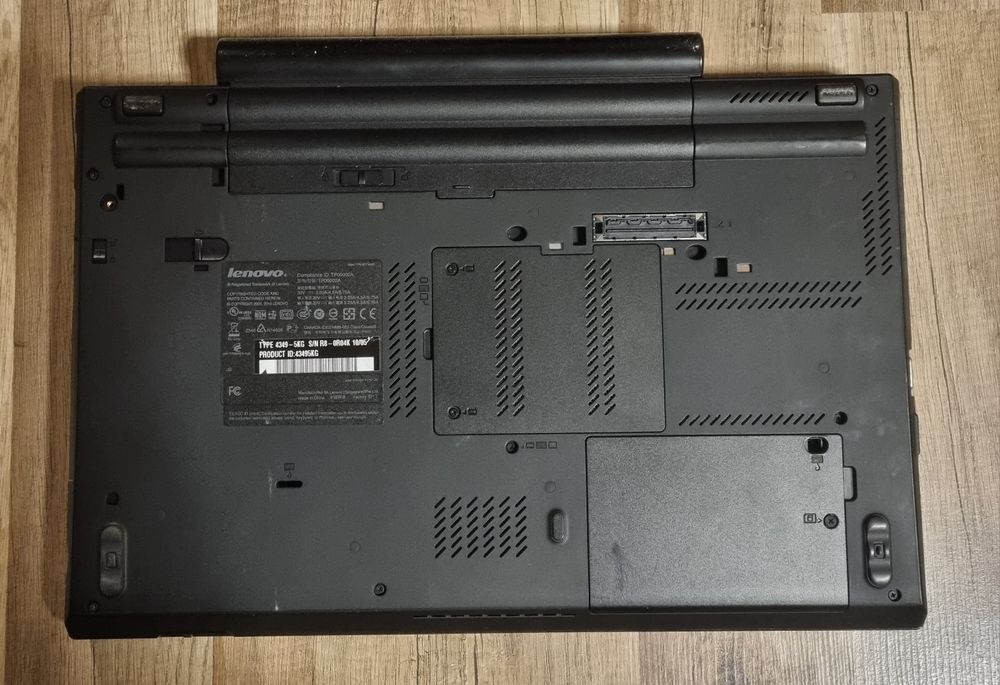 Lenovo TP00002A от серията ThinkPad T510