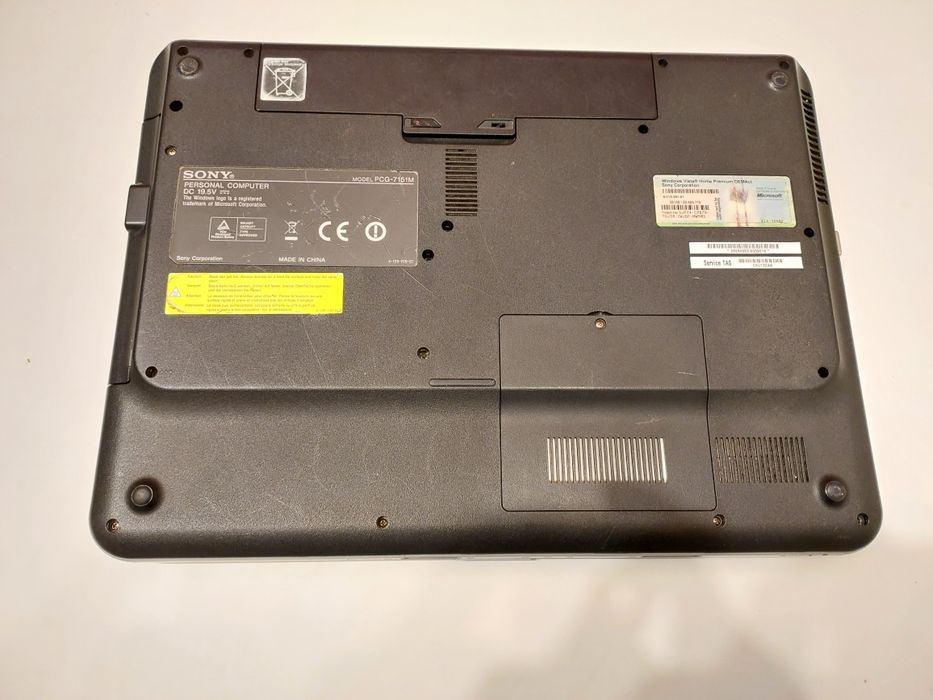 Laptop Sony Vaio PCG -7151M. Citiți anunțul.