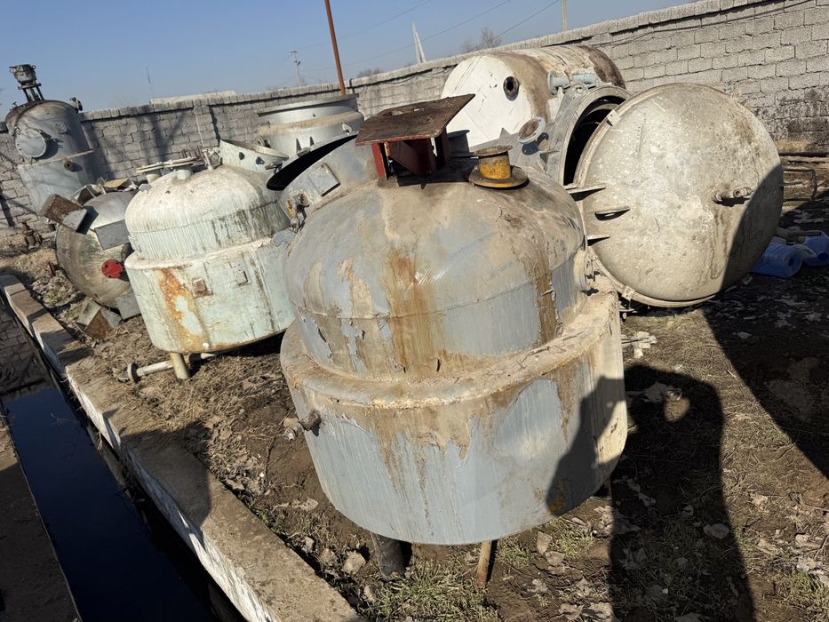 Емкость Цистерна  Нержавейка 600литрлик Винкоп реактор сотилади