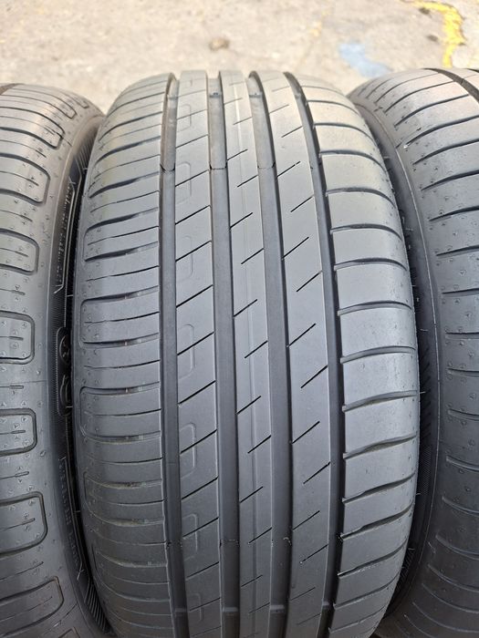 4бр. Почти Нови 205/55/15 Goodyear Efficient Grip Performance