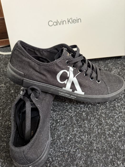 Tenesi Calvin Klein Originali