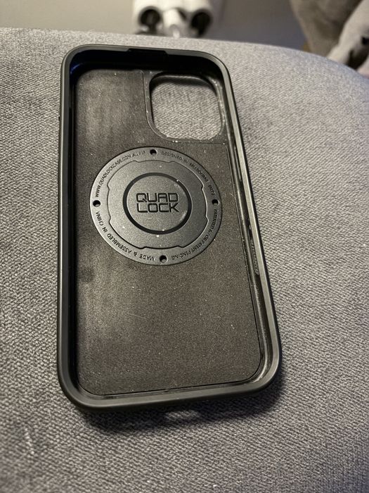 Quadlock iPhone 16 carcasa/husa