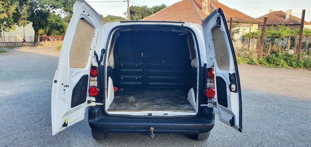 Citroën berlingo 1.6hdi. 2016г.