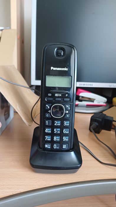 Продам радиотелефон Панасоник 2 трубки