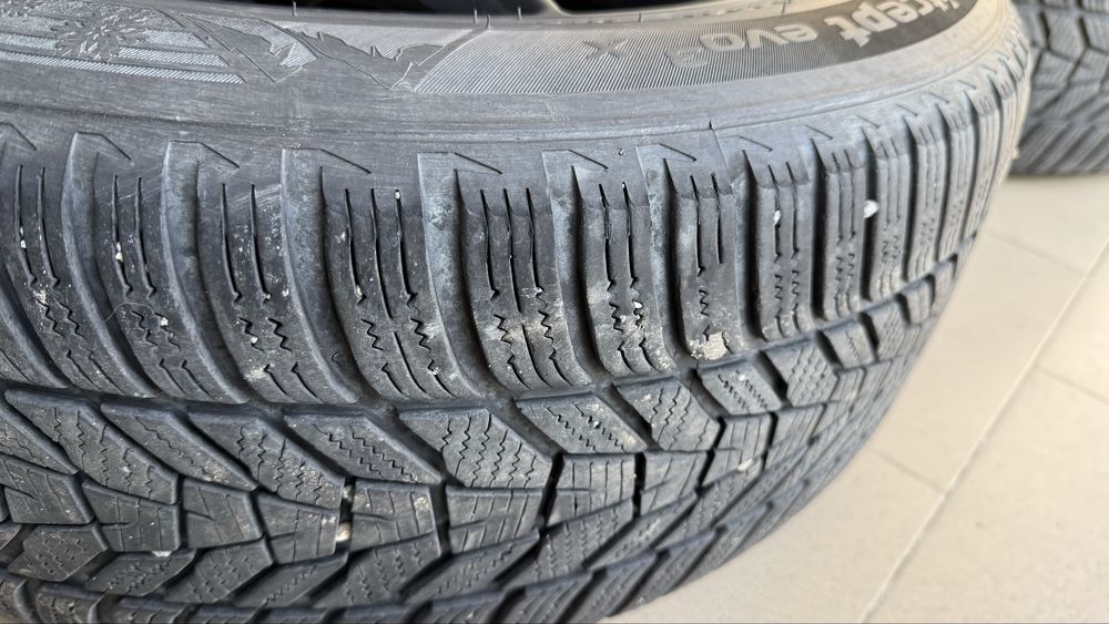 Vand un set de jante si anvelope Hyundai 18”