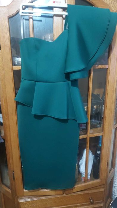 Rochie de ocazie în stare excepțională