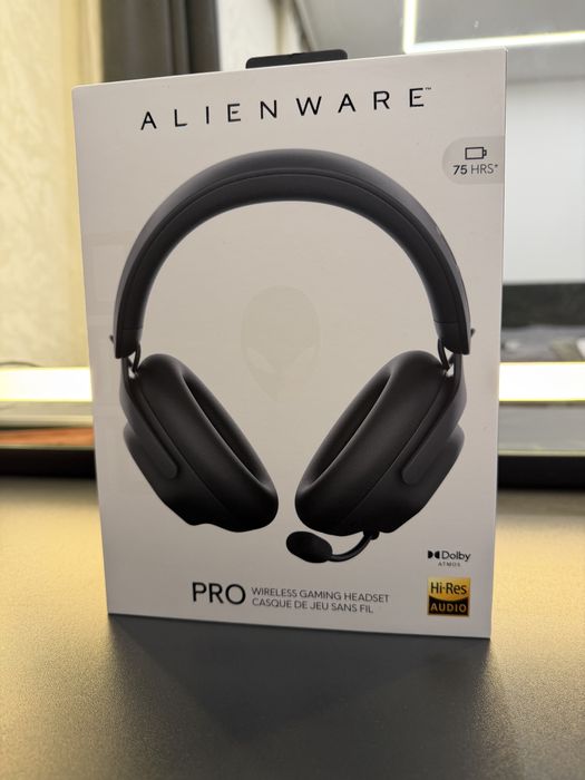 Премиальные игровые наушники Dell Alienware Pro Wireless