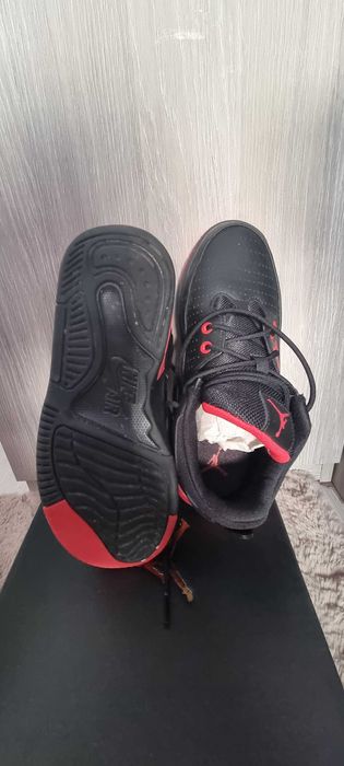 Asidasi jordan mar 38