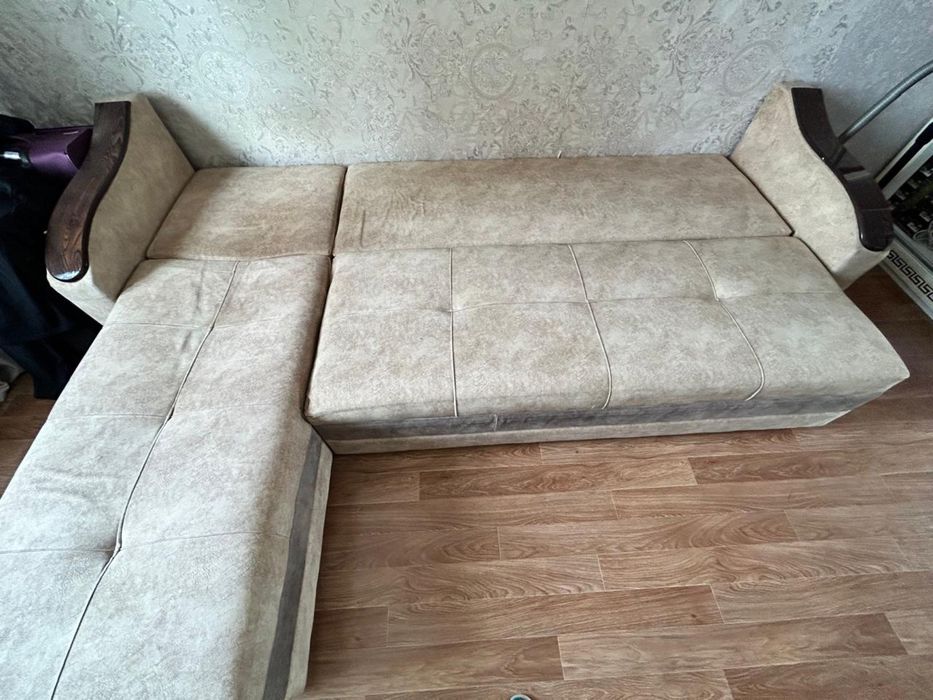 Продам диван раздвижной