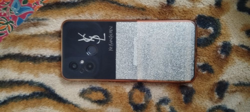 Telefon satiladi Redmi 12C