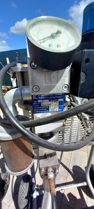 Pompa pneumatica zugrăvit/ pompa airless Wagner