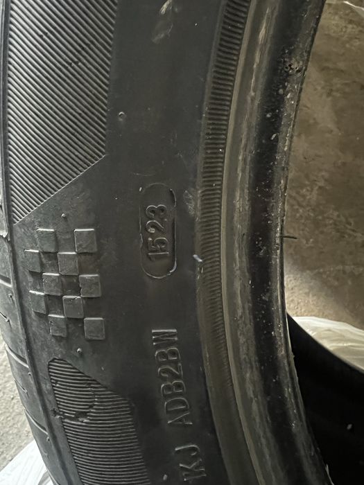 Продам резину по парам