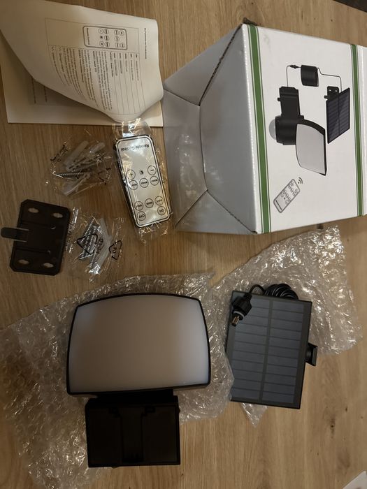 Bec Solar exterior telecomandă,Spot LED senzor mișcare,3000-7000K,IP65