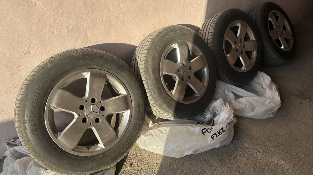 Шины 215/60 R16 с дисками