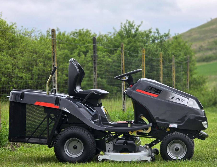 Tractoras gazon iarba Profesional EFCO Vanguard Comercial Power Briggs and Straton 2 cilindrii 2 cutite, impecabil ca nou!