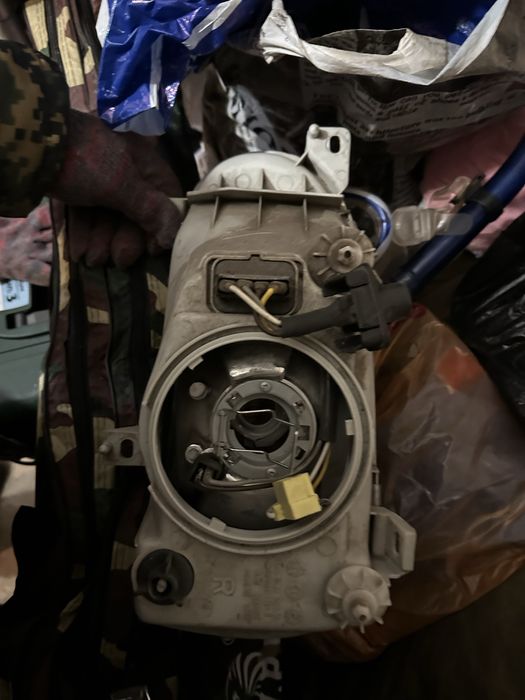 Продам фару на гольф3