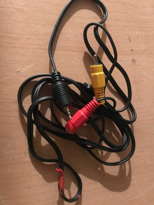 Vand cabluri cu mufe S-Video, Jack, RCA