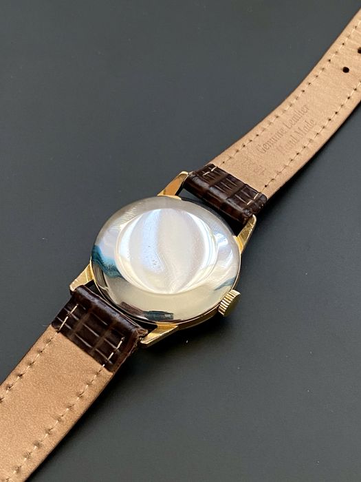 Ceas Omega Dress .Anul 1964.Placat aur