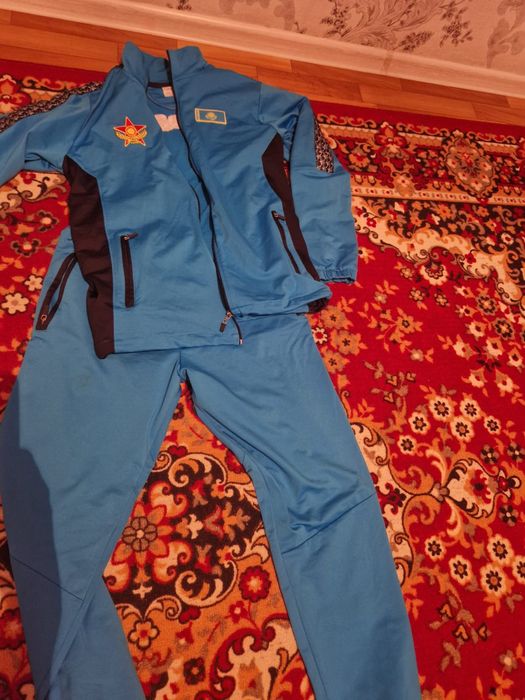 Продам спортивку