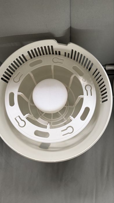 овлажнител за въздух Philips HU2716