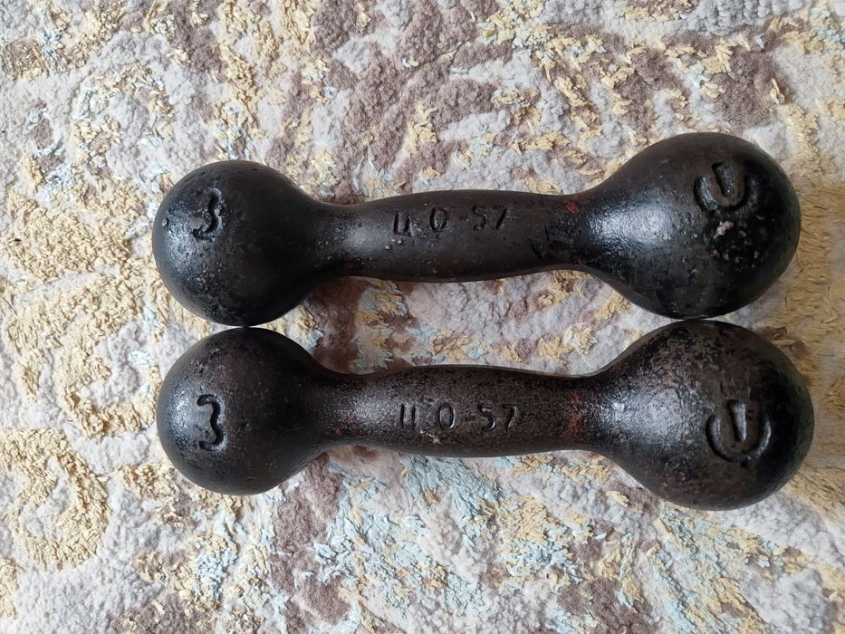 Гантел 3 кг  ...