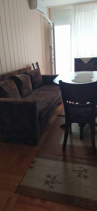 Под наем двустаен апартамент