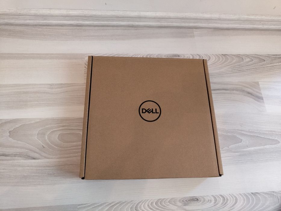 Monitor P2422H NOU + Dock WD19 USB-C