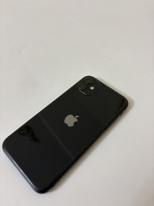 Айфон 11. Емкость 75%. 128гб