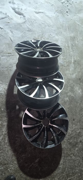 Продаю б/у диски