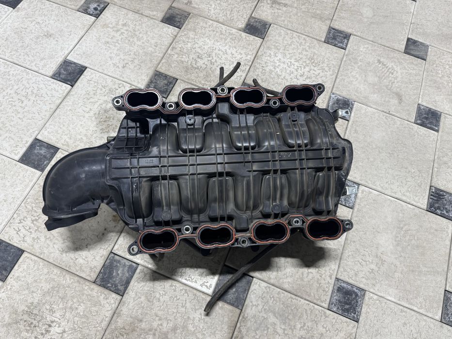 Впускной коллектор