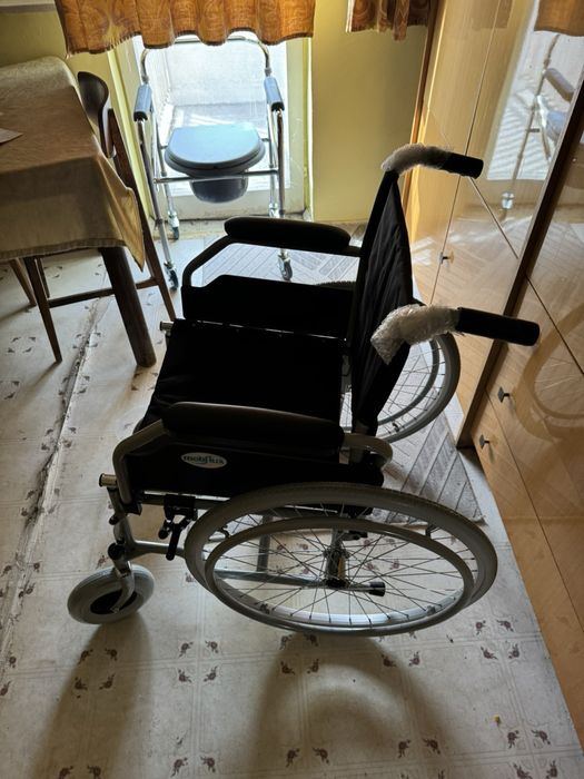 Инвалидна количка