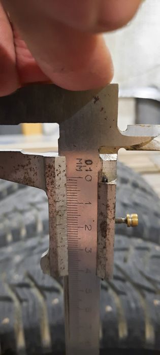 Продам комплект резины на 15