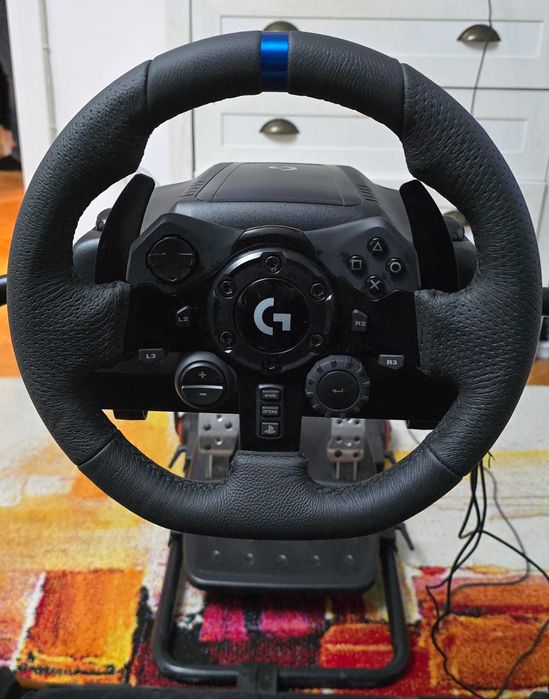 Scaun Racing FGT Lite + G923 + Schimbator Logitech - Puțin Folosit